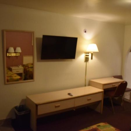 Travelodge By Wyndham Фармингтон Экстерьер фото